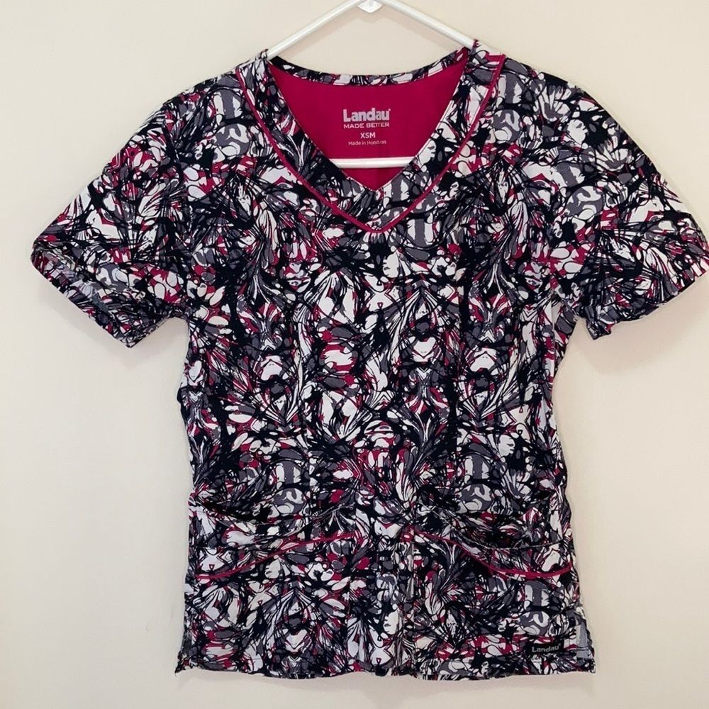 Landau Women’s Scrub Top Size XS